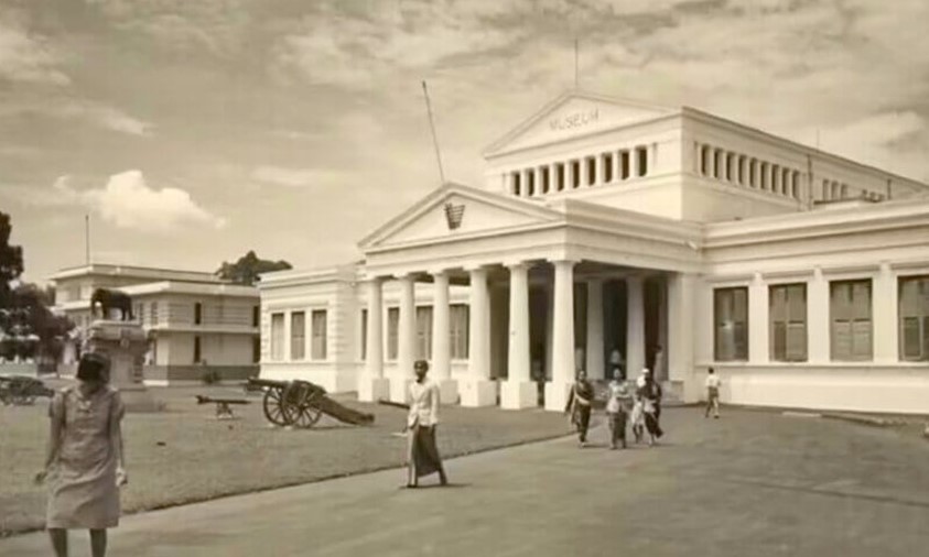 Jejak Sejarah: Mengenal Perpustakaan Pertama di Indonesia yang Menggugah Minat Baca